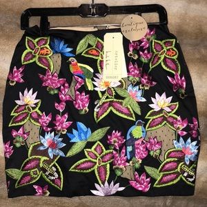 Nicole Miller Artelier sz 2 skirt NWT $275 retail